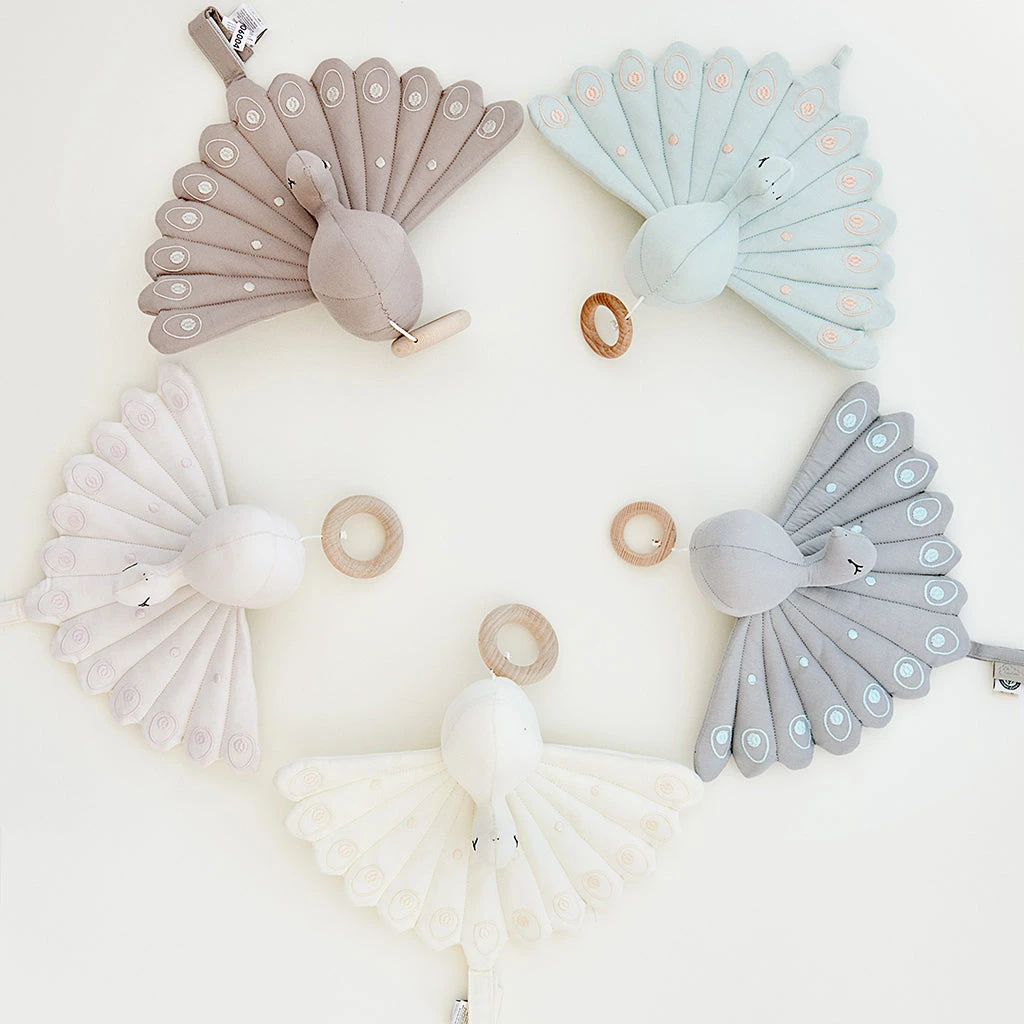 Music Mobile, Peacock - OCS Creme White 6 Music Mobile, Peacock - OCS Creme White - Image 4