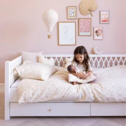 Lamp Shade, Hot Air Balloon - Ashley 7 Lamp Shade, Hot Air Balloon - Ashley -Baby Supply Store 2034 Daybed 23 White 2 fa90d703 625c 464b 8859 7b4a04ebb544