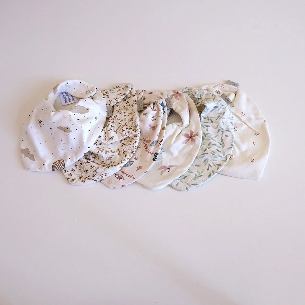 Bandana Bib, Jersey, 2-Pack - GOTS Dreamland 5 Bandana Bib, Jersey, 2-Pack - GOTS Dreamland - Image 3